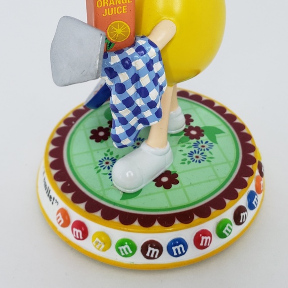 Sunny Side Up M&M's Sweet Treats Figurine - Picture 6 of 16